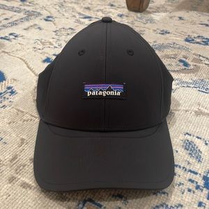 Mens patagonia black airshed cap